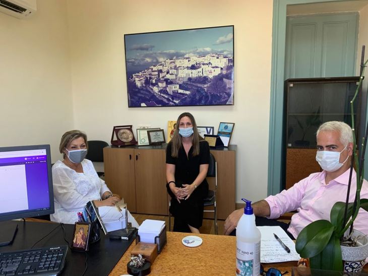 &Sigma;&upsilon;&nu;ά&nu;&tau;&eta;&sigma;&eta; &tau;&eta;&sigmaf;  &Alpha;&nu;&tau;&iota;&pi;&epsilon;&rho;&iota;&phi;&epsilon;&rho;&epsilon;&iota;ά&rho;&chi;&eta; &Upsilon;&gamma;&epsilon;ί&alpha;&sigmaf; &Kappa;&alpha;&iota; &kappa;&omicron;&iota;&nu;&omega;&nu;&iota;&kappa;ή&sigmaf; &Mu;έ&rho;&iota;&mu;&nu;&alpha;&sigmaf; &Chi;&alpha;&rho;&omicron;ύ&lambda;&alpha;&sigmaf;  &Gamma;&iota;&alpha;&sigma;&iota;&rho;ά&nu;&eta;,  &mu;&epsilon; &tau;&omicron;&nu; &pi;&rho;ό&epsilon;&delta;&rho;&omicron; &tau;&omicron;&upsilon; &Kappa;&Epsilon;&Theta;&Epsilon;&Alpha;, &Psi;&upsilon;&chi;ί&alpha;&tau;&rho;&omicron; &Delta;&rho; &Chi;&rho;ί&sigma;&tau;&omicron; &Lambda;&iota;ά&pi;&eta;