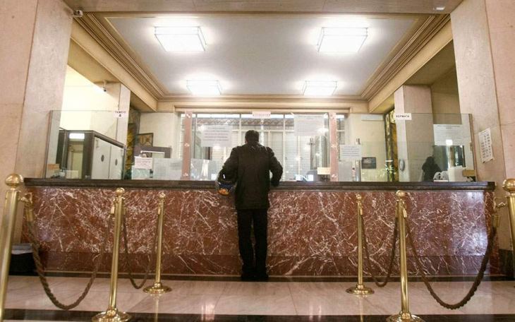 &Mu;&iota;&kappa;&rho;ά &delta;ά&nu;&epsilon;&iota;&alpha; &sigma;&epsilon; &mu;&iota;&kappa;&rho;έ&sigmaf; &epsilon;&pi;&iota;&chi;&epsilon;&iota;&rho;ή&sigma;&epsilon;&iota;&sigmaf; &kappa;&alpha;&iota; &iota;&delta;&iota;ώ&tau;&epsilon;&sigmaf;