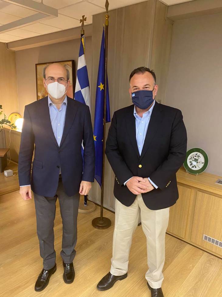 &Iota;&omega;ά&nu;&nu;&eta;&sigmaf; &Pi;&alpha;&pi;&pi;ά&sigmaf;: &laquo;&Tau;&alpha; 50 έ&nu;&sigma;&eta;&mu;&alpha; &epsilon;&lambda;ά&chi;&iota;&sigma;&tau;&omicron; ό&rho;&iota;&omicron; &gamma;&iota;&alpha; &tau;&omicron; &epsilon;&pi;ί&delta;&omicron;&mu;&alpha; &alpha;&nu;&epsilon;&rho;&gamma;ί&alpha;&sigmaf;&raquo;