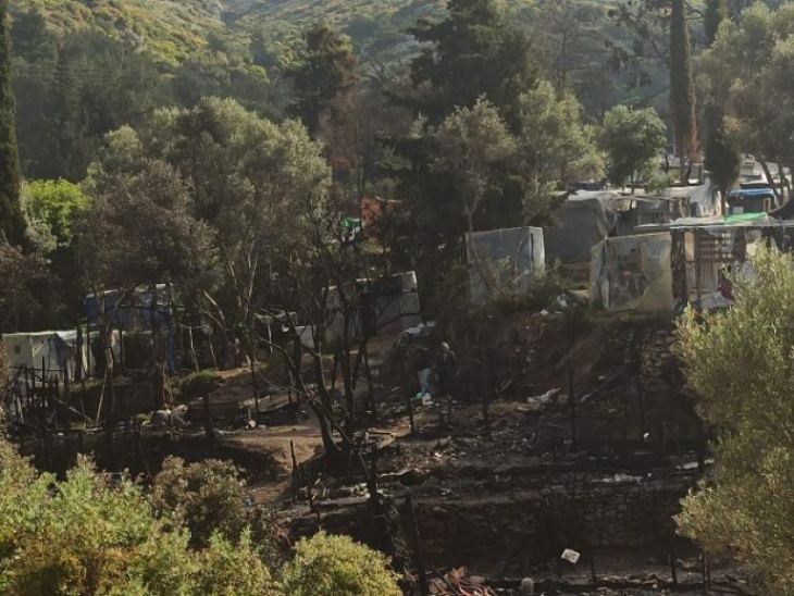 Τον άμεσο απεγκλωβισμό μεταναστών από την Σάμο ζήτησε ο δήμαρχος ανατολικής Σάμου  Γ. Στάντζος