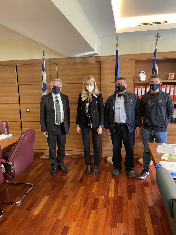 &Eta; &Kappa;&omicron;&iota;&nu;&omicron;&beta;&omicron;&upsilon;&lambda;&epsilon;&upsilon;&tau;&iota;&kappa;ή &delta;&rho;&alpha;&sigma;&tau;&eta;&rho;&iota;ό&tau;&eta;&tau;&alpha; &tau;&omicron;&upsilon; &Kappa;&omicron;&sigma;&mu;ή&tau;&omicron;&rho;&alpha; &tau;&eta;&sigmaf; &Beta;&omicron;&upsilon;&lambda;ή&sigmaf; &kappa;&alpha;&iota; &Beta;&omicron;&upsilon;&lambda;&epsilon;&upsilon;&tau;ή &Delta;&omega;&delta;&epsilon;&kappa;&alpha;&nu;ή&sigma;&omicron;&upsilon; &Beta;&alpha;&sigma;ί&lambda;&eta; &Alpha;. &Upsilon;&psi;&eta;&lambda;ά&nu;&tau;&eta;