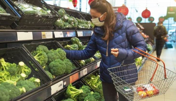 &Eta; &alpha;&kappa;&rho;ί&beta;&epsilon;&iota;&alpha; &gamma;&omicron;&nu;&alpha;&tau;ί&zeta;&epsilon;&iota; &tau;&omicron;&upsilon;&sigmaf; &pi;&omicron;&lambda;ί&tau;&epsilon;&sigmaf; - &Kappa;&alpha;&mu;&pi;&alpha;&nu;ά&kappa;&iota; &kappa;&iota;&nu;&delta;ύ&nu;&omicron;&upsilon; &alpha;&pi;ό &Kappa;&omicron;&mu;&iota;&sigma;&iota;ό&nu; &kappa;&alpha;&iota; &pi;&alpha;&rho;&alpha;&gamma;&omega;&gamma;&iota;&kappa;&omicron;ύ&sigmaf; &phi;&omicron;&rho;&epsilon;ί&sigmaf;