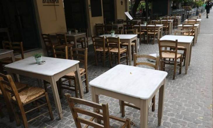 Lockdown: Ανοίγουν εστίαση και σχολεία, «ξεκλειδώνουν» οι διαπεριφερειακές μετακινήσεις