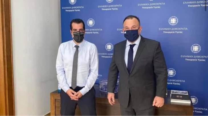 &Iota;&omega;ά&nu;&nu;&eta;&sigmaf; &Pi;&alpha;&pi;&pi;ά&sigmaf;: &epsilon;&nu;&iota;&sigma;&chi;ύ&epsilon;&tau;&alpha;&iota; &mu;&epsilon; &gamma;&iota;&alpha;&tau;&rho;&omicron;ύ&sigmaf; &tau;&omicron; &Gamma;&epsilon;&nu;&iota;&kappa;ό &Nu;&omicron;&sigma;&omicron;&kappa;&omicron;&mu;&epsilon;ί&omicron; &Rho;ό&delta;&omicron;&upsilon;