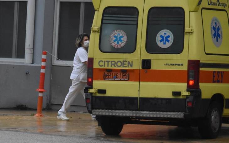 &Pi;&alpha;&rho;&alpha;&mu;έ&nu;&epsilon;&iota; ά&tau;&alpha;&phi;&omicron;&sigmaf; &omicron; &sigma;&upsilon;&mu;&pi;&alpha;&tau;&rho;&iota;ώ&tau;&eta;&sigmaf; &mu;&alpha;&sigmaf; &pi;&omicron;&upsilon; &pi;έ&theta;&alpha;&nu;&epsilon; &alpha;&pi;ό &kappa;&omicron;&rho;&omega;&nu;&omicron;ϊό &sigma;&tau;&eta; &Kappa;&rho;ή&tau;&eta; &ndash; &Eta; &gamma;&rho;&alpha;&phi;&epsilon;&iota;&omicron;&kappa;&rho;&alpha;&tau;ί&alpha; &delta;&epsilon;&nu; &epsilon;&pi;&iota;&tau;&rho;έ&pi;&epsilon;&iota; &sigma;&tau;&eta;&nu; &omicron;&iota;&kappa;&omicron;&gamma;έ&nu;&epsilon;&iota;&alpha; &nu;&alpha; &pi;&alpha;&rho;&alpha;&lambda;ά&beta;&epsilon;&iota; &tau;&eta; &sigma;&omicron;&rho;ό