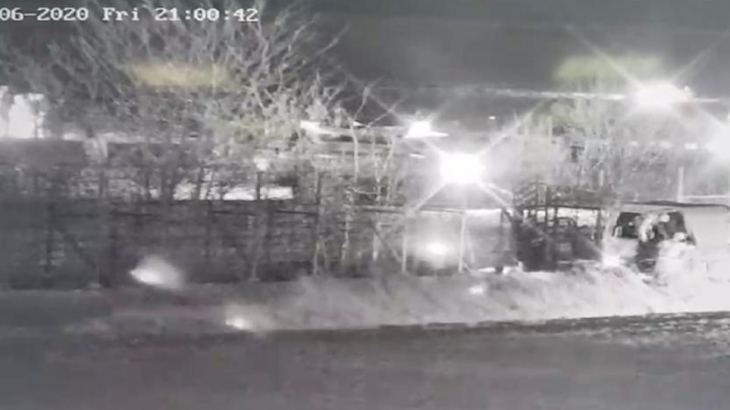 Έ&beta;&rho;&omicron;&sigmaf;, &beta;ί&nu;&tau;&epsilon;&omicron;-&sigma;&omicron;&kappa;: &Omicron;&iota; &Tau;&omicron;ύ&rho;&kappa;&omicron;&iota; &pi;&rho;&omicron;&sigma;&pi;&alpha;&theta;&omicron;ύ&nu; &nu;&alpha; &gamma;&kappa;&rho;&epsilon;&mu;ί&sigma;&omicron;&upsilon;&nu; &tau;&omicron;&nu; &phi;&rho;ά&chi;&tau;&eta; &mu;&epsilon; &tau;&epsilon;&theta;&omega;&rho;&alpha;&kappa;&iota;&sigma;&mu;έ&nu;&omicron;!