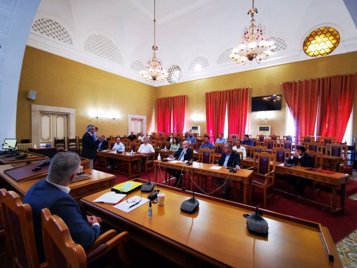 &Mu;&epsilon; &sigma;ύ&gamma;&chi;&rho;&omicron;&nu;&alpha; &psi;&eta;&phi;&iota;&alpha;&kappa;ά &epsilon;&rho;&gamma;&alpha;&lambda;&epsilon;ί&alpha; &eta; &epsilon;&pi;&iota;&kappa;&omicron;&iota;&nu;&omega;&nu;&iota;&alpha;&kappa;ή &sigma;&tau;&rho;&alpha;&tau;&eta;&gamma;&iota;&kappa;ή &tau;&omicron;&upsilon; &Nu;ό&tau;&iota;&omicron;&upsilon; &Alpha;&iota;&gamma;&alpha;ί&omicron;&upsilon; &gamma;&iota;&alpha; &tau;&eta;&nu; &tau;&omicron;&upsilon;&rho;&iota;&sigma;&tau;&iota;&kappa;ή &pi;&epsilon;&rho;ί&omicron;&delta;&omicron; &tau;&omicron;&upsilon; 2020 &epsilon;&nu; &mu;έ&sigma;&omega; &pi;&alpha;&nu;&delta;&eta;&mu;ί&alpha;&sigmaf;