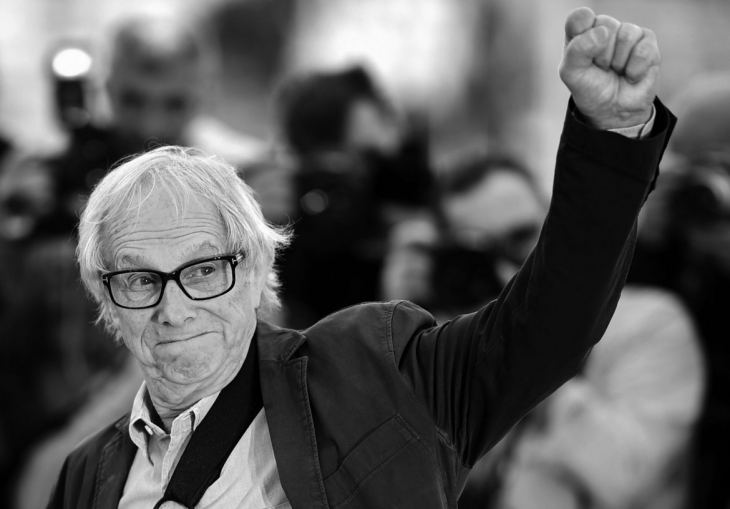 &Omicron; Ken Loach &pi;&rho;&omicron;&sigma;&phi;έ&rho;&epsilon;&iota; &delta;&omega;&rho;&epsilon;ά&nu; &tau;&iota;&sigmaf; &tau;&alpha;&iota;&nu;ί&epsilon;&sigmaf; &tau;&omicron;&upsilon; &sigma;&tau;&omicron; You Tube (vid)