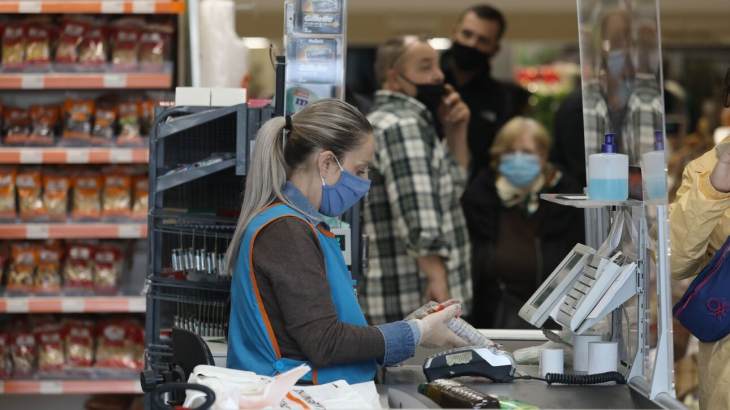 &Epsilon;&kappa;&tau;&omicron;&xi;&epsilon;ύ&theta;&eta;&kappa;&alpha;&nu; &omicron;&iota; &tau;&iota;&mu;έ&sigmaf; &tau;&omicron;&nu; &Alpha;ύ&gamma;&omicron;&upsilon;&sigma;&tau;&omicron; &ndash; &Tau;&alpha; &pi;&rho;&omicron;ϊό&nu;&tau;&alpha; &mu;&epsilon; &tau;&iota;&sigmaf; &mu;&epsilon;&gamma;&alpha;&lambda;ύ&tau;&epsilon;&rho;&epsilon;&sigmaf; &alpha;&upsilon;&xi;ή&sigma;&epsilon;&iota;&sigmaf;