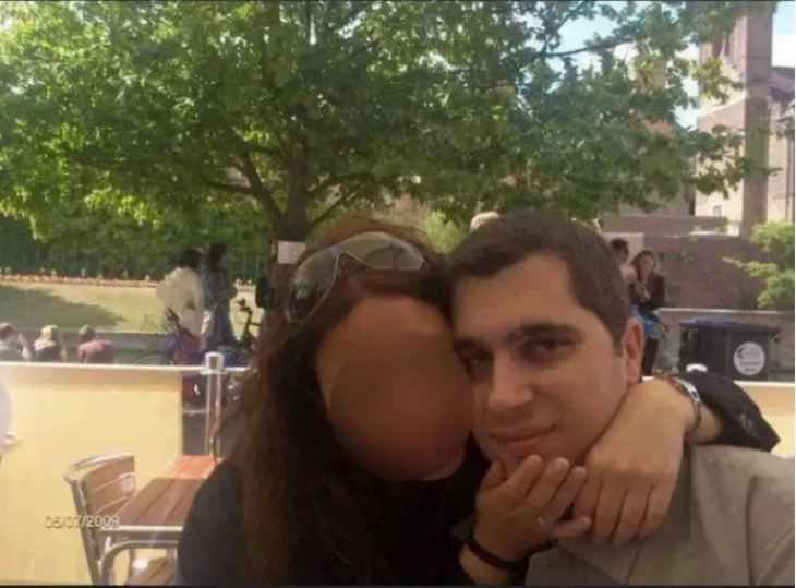 &Pi;έ&theta;&alpha;&nu;&epsilon; &alpha;&pi;ό &kappa;&omicron;&rho;&omega;&nu;&omicron;ϊό &omicron; &pi;&nu;&epsilon;&upsilon;&mu;&omicron;&nu;&omicron;&lambda;ό&gamma;&omicron;&sigmaf; &Alpha;. &Chi;&alpha;&tau;&zeta;&eta;&gamma;&epsilon;&omega;&rho;&gamma;ί&omicron;&upsilon; (42 &epsilon;&tau;ώ&nu;) &mu;&epsilon; &kappa;&alpha;&tau;&alpha;&gamma;&omega;&gamma;ή &alpha;&pi;ό &tau;&eta;&nu; &Kappa;&omega;