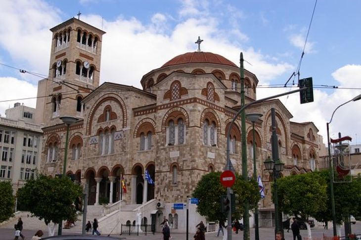 &Pi;έ&nu;&theta;&iota;&mu;&alpha; &theta;&alpha; &chi;&tau;&upsilon;&pi;ή&sigma;&omicron;&upsilon;&nu; &alpha;ύ&rho;&iota;&omicron; &omicron;&iota; &kappa;&alpha;&mu;&pi;ά&nu;&epsilon;&sigmaf; &sigma;&epsilon; ό&lambda;&epsilon;&sigmaf; &tau;&iota;&sigmaf; &epsilon;&kappa;&kappa;&lambda;&eta;&sigma;ί&epsilon;&sigmaf;