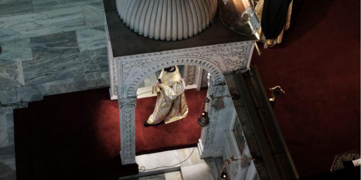 &Kappa;έ&rho;&kappa;&upsilon;&rho;&alpha;: &Mu;&epsilon; &tau;&eta; &delta;&iota;&alpha;&delta;&iota;&kappa;&alpha;&sigma;ί&alpha; &tau;&omicron;&upsilon; &alpha;&upsilon;&tau;&omicron;&phi;ώ&rho;&omicron;&upsilon; &alpha;&nu;&alpha;&zeta;&eta;&tau;&omicron;ύ&nu;&tau;&alpha;&iota; &eta; &delta;ή&mu;&alpha;&rho;&chi;&omicron;&sigmaf; &kappa;&alpha;&iota; &omicron; &mu;&eta;&tau;&rho;&omicron;&pi;&omicron;&lambda;ί&tau;&eta;&sigmaf; -&Gamma;&iota;&alpha; &tau;&eta; &Theta;&epsilon;ί&alpha; &Kappa;&omicron;&iota;&nu;&omega;&nu;ί&alpha;, &pi;&alpha;&rho;ά &tau;&alpha; &mu;έ&tau;&rho;&alpha;