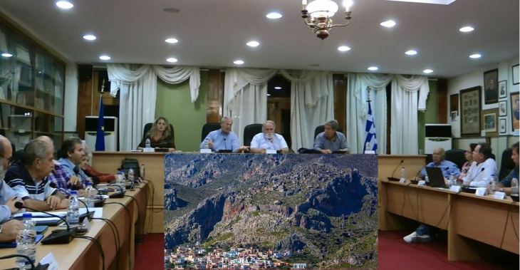 Η έκτακτη συνεδρίαση του Δημοτικού Συμβουλίου Καλύμνου για το θέμα του οικισμού της Χώρας