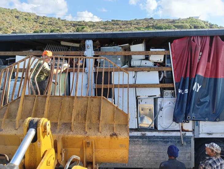 &Sigma;&epsilon; &kappa;έ&nu;&tau;&rho;&omicron; &alpha;&nu;&alpha;&kappa;ύ&kappa;&lambda;&omega;&sigma;&eta;&sigmaf; &tau;&omega;&nu; &Alpha;&theta;&eta;&nu;ώ&nu; 2 &nu;&tau;&alpha;&lambda;ί&kappa;&epsilon;&sigmaf; &mu;&epsilon; &eta;&lambda;&epsilon;&kappa;&tau;&rho;&omicron;&nu;&iota;&kappa;έ&sigmaf; &kappa;&alpha;&iota; &eta;&lambda;&epsilon;&kappa;&tau;&rho;&iota;&kappa;έ&sigmaf; &sigma;&upsilon;&sigma;&kappa;&epsilon;&upsilon;έ&sigmaf;