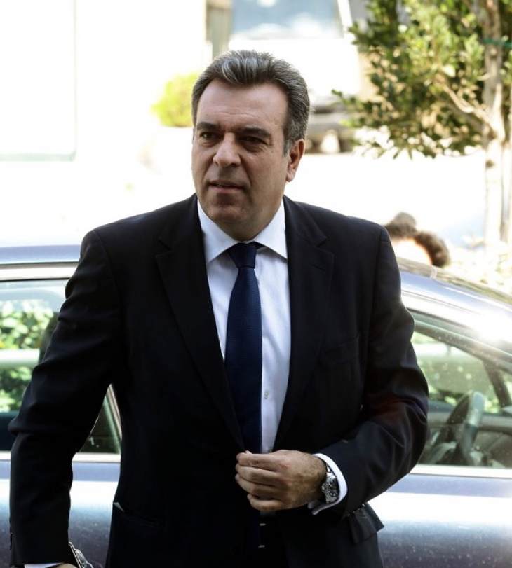 &Eta; &Kappa;&omega;&sigmaf; &kappa;&alpha;&iota; &eta; &Lambda;έ&rho;&omicron;&sigmaf; &delta;&epsilon;&nu; &pi;&rho;έ&pi;&epsilon;&iota; &nu;&alpha; &alpha;&pi;&omicron;&tau;&epsilon;&lambda;&omicron;ύ&nu; &tau;&eta;&nu; &epsilon;ύ&kappa;&omicron;&lambda;&eta; &lambda;ύ&sigma;&eta; &gamma;&iota;&alpha; &tau;&eta; &mu;&epsilon;&tau;&alpha;&phi;&omicron;&rho;ά &mu;&epsilon;&tau;&alpha;&nu;&alpha;&sigma;&tau;ώ&nu; &alpha;&pi;ό ά&lambda;&lambda;&epsilon;&sigmaf; &pi;&epsilon;&rho;&iota;&omicron;&chi;έ&sigmaf;