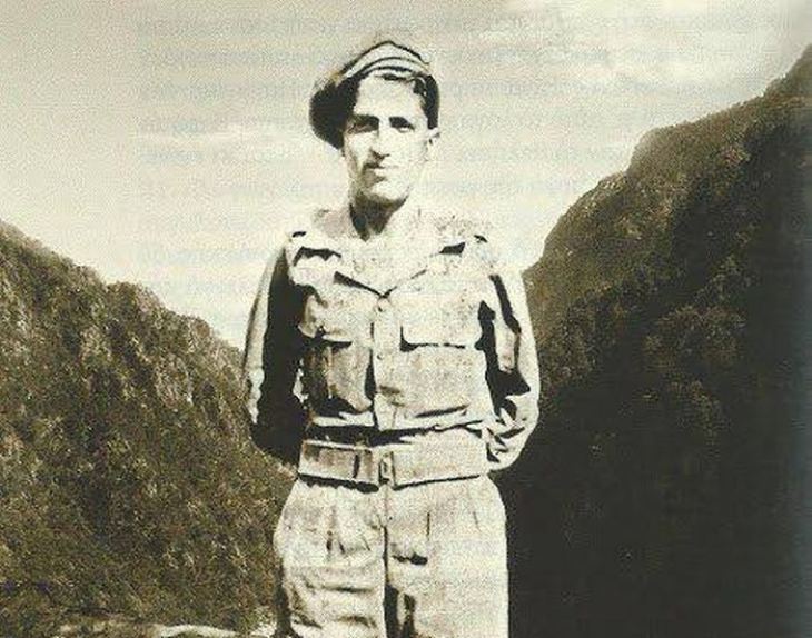 &Pi;&omicron;&iota;&omicron;&sigmaf; &epsilon;ί&nu;&alpha;&iota; &omicron; &epsilon;&iota;&kappa;&omicron;&nu;&iota;&zeta;ό&mu;&epsilon;&nu;&omicron;&sigmaf; &mu;&iota;&kappa;&rho;&alpha;&sigma;&iota;ά&tau;&eta;&sigmaf; &pi;&rho;ό&sigma;&phi;&upsilon;&gamma;&alpha;&sigmaf; &alpha;&pi;ό &tau;&eta; &Kappa;&alpha;&pi;&pi;&alpha;&delta;&omicron;&kappa;ί&alpha; &pi;&omicron;&upsilon; &pi;&omicron;&lambda;έ&mu;&eta;&sigma;&epsilon; &sigma;&tau;&eta;&nu; &pi;&rho;ώ&tau;&eta; &gamma;&rho;&alpha;&mu;&mu;ή &sigma;&tau;&omicron;&nu; &epsilon;&lambda;&lambda;&eta;&nu;&iota;&kappa;ό &epsilon;&mu;&phi;ύ&lambda;&iota;&omicron;. &Mu;ό&nu;&alpha;&sigma;&epsilon; &sigma;&tau;&omicron; Ά&gamma;&iota;&omicron;&nu; Ό&rho;&omicron;&sigmaf; &kappa;&alpha;&iota; έ&gamma;&iota;&nu;&epsilon; ά&gamma;&iota;&omicron;&sigmaf;...