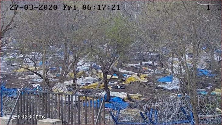 &Alpha;&pi;&omicron;&mu;&alpha;&kappa;&rho;ύ&nu;&theta;&eta;&kappa;&alpha;&nu; &alpha;&pi;ό &tau;&alpha; &sigma;ύ&nu;&omicron;&rho;&alpha; &sigma;&tau;&omicron;&nu; Έ&beta;&rho;&omicron; &kappa;&alpha;&iota; &omicron;&iota; &tau;&epsilon;&lambda;&epsilon;&upsilon;&tau;&alpha;ί&omicron;&iota; &mu;&epsilon;&tau;&alpha;&nu;ά&sigma;&tau;&epsilon;&sigmaf; (&phi;&omega;&tau;ό) &tau;&omicron;&upsilon; &Mu;&iota;&chi;ά&lambda;&eta; &Tau;&epsilon;&zeta;ά&rho;&eta;