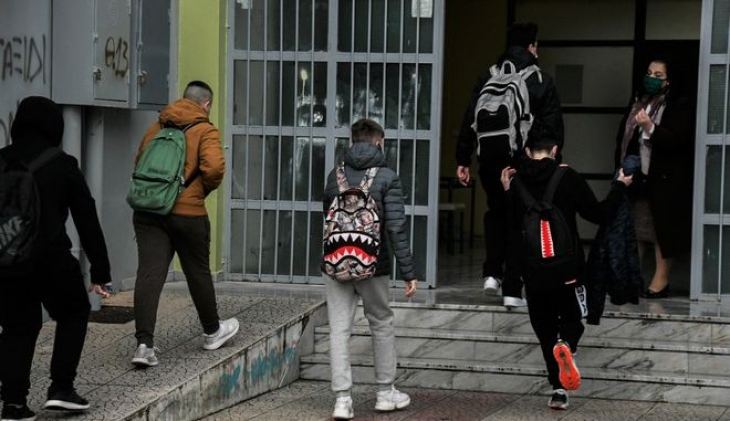 Κορονοϊός: 1000 κρούσματα σε παιδιά μέσα στον Φεβρουάριο-Προβληματισμός για τα σχολεία
