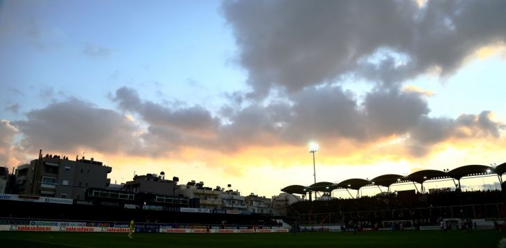 &Mu;&epsilon; &epsilon;&nu;&tau;&omicron;&lambda;ή &Mu;&eta;&tau;&sigma;&omicron;&tau;ά&kappa;&eta; &alpha;&nu;&alpha;&kappa;&alpha;&lambda;&epsilon;ί&tau;&alpha;&iota; &eta; &alpha;&pi;ό&phi;&alpha;&sigma;&eta; &gamma;&iota;&alpha; &tau;&omicron;&upsilon;&sigmaf; &phi;&iota;&lambda;ά&theta;&lambda;&omicron;&upsilon;&sigmaf; &sigma;&tau;&alpha; &gamma;ή&pi;&epsilon;&delta;&alpha;