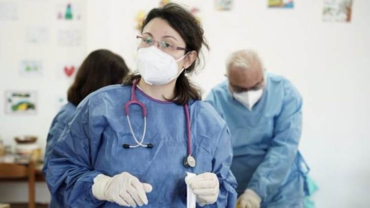 &Pi;&rho;&omicron;&sigma;&omega;&pi;&iota;&kappa;ό&sigmaf; &gamma;&iota;&alpha;&tau;&rho;ό&sigmaf; &gamma;&iota;&alpha; ό&lambda;&omicron;&upsilon;&sigmaf;: &Pi;&omicron;&iota;&alpha; &theta;&alpha; &epsilon;ί&nu;&alpha;&iota; &tau;&alpha; &omicron;&phi;έ&lambda;&eta; &alpha;&pi;ό &tau;&omicron;&nu; &nu;έ&omicron; &theta;&epsilon;&sigma;&mu;ό