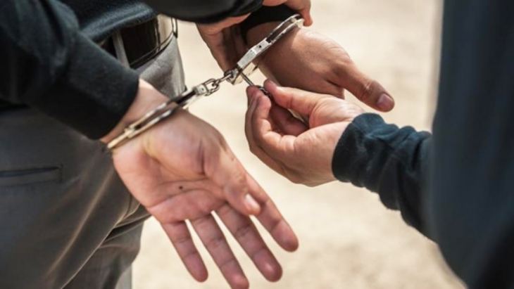 &Rho;ό&delta;&omicron;&sigmaf;- &Alpha;&pi;ί&sigma;&tau;&epsilon;&upsilon;&tau;&omicron; &pi;&epsilon;&rho;&iota;&sigma;&tau;&alpha;&tau;&iota;&kappa;ό: &Omicron; &delta;&iota;&alpha;&rho;&rho;ή&kappa;&tau;&eta;&sigmaf; &mu;&epsilon;&tau;ά&nu;&iota;&omega;&sigma;&epsilon; &kappa;&alpha;&iota; &kappa;ά&lambda;&epsilon;&sigma;&epsilon; &tau;&eta;&nu; &alpha;&sigma;&tau;&upsilon;&nu;&omicron;&mu;ί&alpha; &gamma;&iota;&alpha; &nu;&alpha; &tau;&omicron;&nu; &sigma;&upsilon;&lambda;&lambda;ά&beta;&epsilon;&iota;