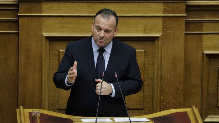 &Iota;&omega;ά&nu;&nu;&eta;&sigmaf; &Pi;&alpha;&pi;&pi;ά&sigmaf;: &laquo;&Gamma;&lambda;&iota;&tau;ώ&sigma;&alpha;&mu;&epsilon; &alpha;&pi;ό &theta;&alpha;ύ&mu;&alpha;&raquo;.