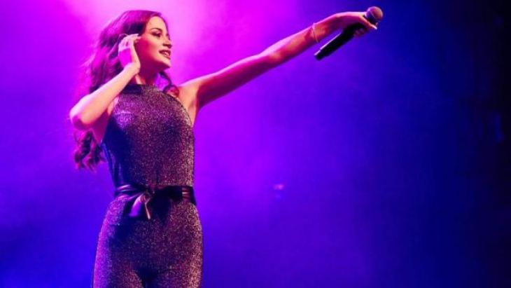 Eurovision 2020 &mu;&epsilon; &tau;&omicron; Supergirl: &Eta; &Sigma;&tau;&epsilon;&phi;&alpha;&nu;ί&alpha; &sigma;&tau;&omicron; &Rho;ό&tau;&epsilon;&rho;&nu;&tau;&alpha;&mu;