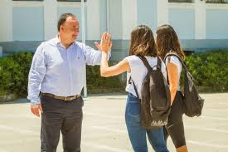 &Mu;ή&nu;&upsilon;&mu;&alpha; &Beta;&omicron;&upsilon;&lambda;&epsilon;&upsilon;&tau;ή &Delta;&omega;&delta;&epsilon;&kappa;&alpha;&nu;ή&sigma;&omicron;&upsilon; &Iota;&omega;ά&nu;&nu;&eta; &Pi;&alpha;&pi;&pi;ά &gamma;&iota;&alpha; &tau;&eta;&nu; έ&nu;&alpha;&rho;&xi;&eta; &tau;&omega;&nu; &Pi;&alpha;&nu;&epsilon;&lambda;&lambda;&alpha;&delta;&iota;&kappa;ώ&nu; &Epsilon;&xi;&epsilon;&tau;ά&sigma;&epsilon;&omega;&nu;