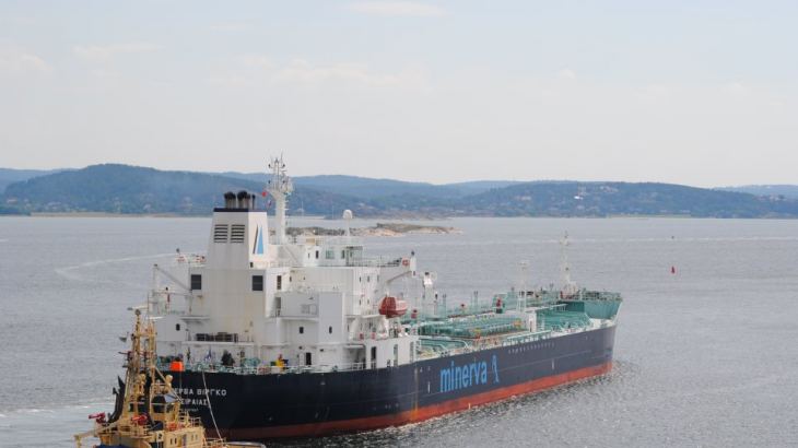 &Pi;&epsilon;&iota;&rho;&alpha;&tau;&epsilon;ί&alpha; &sigma;&epsilon; &epsilon;&lambda;&lambda;&eta;&nu;&iota;&kappa;ό &delta;&epsilon;&xi;&alpha;&mu;&epsilon;&nu;ό&pi;&lambda;&omicron;&iota;&omicron;: &Omicron;&iota; Έ&lambda;&lambda;&eta;&nu;&epsilon;&sigmaf; &nu;&alpha;&upsilon;&tau;&iota;&kappa;&omicron;ί &beta;&gamma;ή&kappa;&alpha;&nu; &alpha;&pi;ό &tau;&omicron; &laquo;&kappa;ά&sigma;&tau;&rho;&omicron;&raquo; &kappa;&alpha;&iota; &tau;&alpha;&xi;&iota;&delta;&epsilon;ύ&omicron;&upsilon;&nu; &gamma;&iota;&alpha; &Nu;&iota;&gamma;&eta;&rho;ί&alpha;