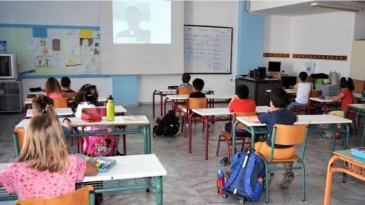 &Sigma;&chi;&omicron;&lambda;&epsilon;ί&alpha;: &Pi;&rho;ώ&tau;&omicron; &kappa;&omicron;&upsilon;&delta;&omicron;ύ&nu;&iota; &mu;&epsilon; &alpha;&upsilon;&sigma;&tau;&eta;&rho;ά &pi;&rho;&omega;&tau;ό&kappa;&omicron;&lambda;&lambda;&alpha; - &Tau;&omicron; 50+1% &kappa;&alpha;&iota; &eta; &delta;&iota;&alpha;&chi;&epsilon;ί&rho;&iota;&sigma;&eta; &kappa;&rho;&omicron;&upsilon;&sigma;&mu;ά&tau;&omega;&nu;