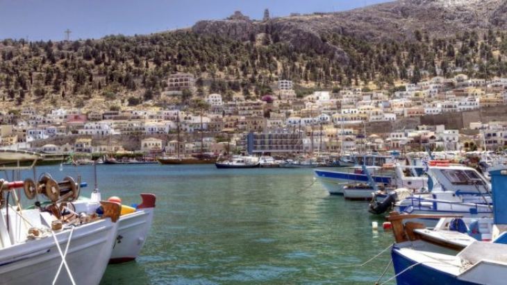 &Kappa;ά&lambda;&upsilon;&mu;&nu;&omicron;&sigmaf;: &Sigma;ύ&lambda;&lambda;&eta;&psi;&eta; &gamma;&iota;&alpha; &pi;&alpha;&rho;ά&nu;&omicron;&mu;&eta; &kappa;&alpha;&tau;&omicron;&chi;ή &alpha;&rho;&chi;&alpha;&iota;&omicron;&tau;ή&tau;&omega;&nu;