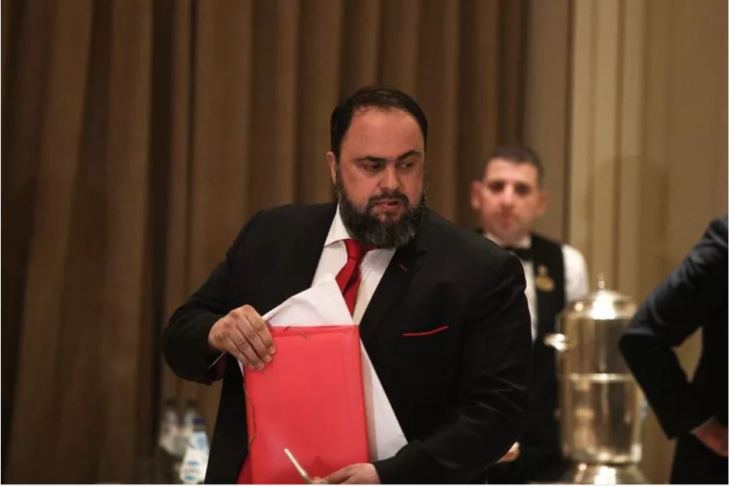 &Omicron; &Mu;&alpha;&rho;&iota;&nu;ά&kappa;&eta;&sigmaf; &delta;&eta;&lambda;ώ&nu;&epsilon;&iota; &laquo;&alpha;&nu;&epsilon;&xi;&alpha;&rho;&tau;&eta;&sigma;ί&alpha; &alpha;&pi;ό &kappa;&rho;&alpha;&tau;&iota;&kappa;&omicron;ύ&sigmaf; &pi;ό&rho;&omicron;&upsilon;&sigmaf;&raquo; &kappa;&alpha;&iota; &epsilon;&pi;&iota;&sigma;&tau;&rho;έ&phi;&epsilon;&iota; &tau;&eta;&nu; &kappa;&rho;&alpha;&tau;&iota;&kappa;ή &epsilon;&nu;ί&sigma;&chi;&upsilon;&sigma;&eta; &tau;&eta;&sigmaf; Ά&lambda;&tau;&epsilon;&rho; Έ&gamma;&kappa;&omicron;