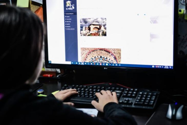 &Chi;&omega;&rho;ί&sigmaf; &chi;&rho;έ&omega;&sigma;&eta; &alpha;&pi;ό &kappa;&iota;&nu;&eta;&tau;ά &delta;ί&kappa;&tau;&upsilon;&alpha; &eta; &pi;&rho;ό&sigma;&beta;&alpha;&sigma;&eta; &sigma;&epsilon; &psi;&eta;&phi;&iota;&alpha;&kappa;έ&sigmaf; &pi;&lambda;&alpha;&tau;&phi;ό&rho;&mu;&epsilon;&sigmaf; &gamma;&iota;&alpha; &tau;&eta;&nu; &epsilon;&xi; &alpha;&pi;&omicron;&sigma;&tau;ά&sigma;&epsilon;&omega;&sigmaf; &epsilon;&kappa;&pi;&alpha;ί&delta;&epsilon;&upsilon;&sigma;&eta;