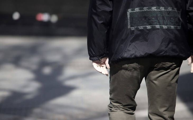 &Kappa;&omicron;&rho;&omicron;&nu;&omicron;ϊό&sigmaf;: &Alpha;&pi;ό &tau;&omicron;&upsilon;&sigmaf; &mu;έ&chi;&rho;&iota; &tau;ώ&rho;&alpha; 26 &theta;&alpha;&nu;ά&tau;&omicron;&upsilon;&sigmaf; &sigma;&tau;&eta;&nu; &Epsilon;&lambda;&lambda;ά&delta;&alpha; έ&nu;&alpha;&sigmaf; &pi;&rho;&omicron;&beta;&lambda;&eta;&mu;ά&tau;&iota;&sigma;&epsilon; &pi;&epsilon;&rho;&iota;&sigma;&sigma;ό&tau;&epsilon;&rho;&omicron;