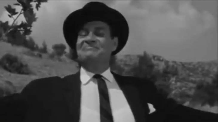 A&pi;ό &tau;&omicron;&nu; &Mu;&iota;&kappa;έ &Kappa;&omicron;&upsilon;&lambda;&lambda;&iota;ά : "K&iota; έ&lambda;&epsilon;&gamma;&epsilon;&sigmaf; (&delta;ή&mu;&alpha;&rho;&chi;&epsilon;) ... &tau;&omicron;ύ&tau;&eta; &eta; &gamma;&eta; &theta;&alpha; &kappa;&alpha;&theta;&alpha;&rho;ί&sigma;&epsilon;&iota;.. &mu;έ&chi;&rho;&iota; &tau;&omicron; &phi;&alpha;ί &nu;&alpha; &sigma;&beta;ή&sigma;&epsilon;&iota;&sigmaf;...