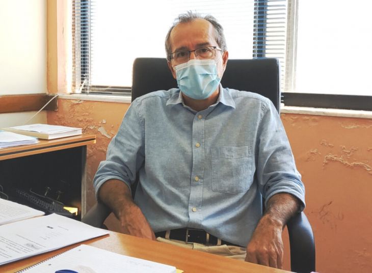 &Kappa;&alpha;&nu;έ&nu;&alpha; &kappa;&rho;&omicron;ύ&sigma;&mu;&alpha; &kappa;&omicron;&rho;&omega;&nu;&omicron;ϊ&omicron;ύ &sigma;&epsilon; &sigma;&chi;&omicron;&lambda;&epsilon;ί&alpha; &tau;&eta;&sigmaf; &Delta;&omega;&delta;&epsilon;&kappa;&alpha;&nu;ή&sigma;&omicron;&upsilon;