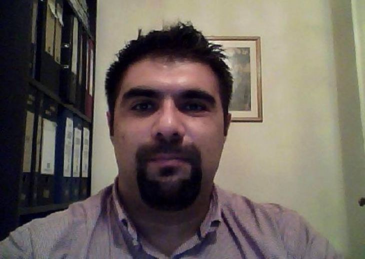 &Gamma;&iota;&alpha; &alpha;&nu;&iota;&kappa;&alpha;&nu;ό&tau;&eta;&tau;&alpha; &kappa;&alpha;&tau;&eta;&gamma;&omicron;&rho;&epsilon;ί &mu;&epsilon; &pi;&omicron;&lambda;ύ έ&nu;&tau;&omicron;&nu;&omicron; &tau;&rho;ό&pi;&omicron; &tau;&eta;&nu; &delta;&eta;&mu;&omicron;&tau;&iota;&kappa;ή &alpha;&rho;&chi;ή έ&nu;&alpha;&sigmaf; &pi;&alpha;&rho;&alpha;&gamma;&omega;&gamma;ό&sigmaf; &tau;&omicron;&upsilon; &Beta;&alpha;&theta;ύ