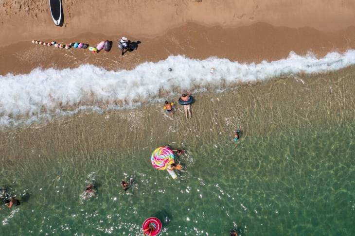 &Epsilon;&pi;έ&sigma;&tau;&rho;&epsilon;&psi;&alpha;&nu; &sigma;&tau;&iota;&sigmaf; &epsilon;&lambda;&lambda;&eta;&nu;&iota;&kappa;έ&sigmaf; &theta;ά&lambda;&alpha;&sigma;&sigma;&epsilon;&sigmaf; &omicron;&iota; &mu;&omega;&beta; &mu;έ&delta;&omicron;&upsilon;&sigma;&epsilon;&sigmaf;- &Omicron;&iota; &pi;&rho;ώ&tau;&epsilon;&sigmaf; &epsilon;&kappa;&tau;&iota;&mu;ή&sigma;&epsilon;&iota;&sigmaf; &gamma;&iota;&alpha; &Alpha;&tau;&tau;&iota;&kappa;ή, &Alpha;&iota;&gamma;&alpha;ί&omicron; &kappa;&alpha;&iota; &Iota;ό&nu;&iota;&omicron;